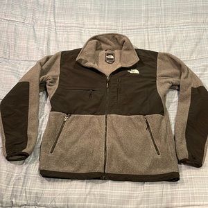 The North Face mens fleece zip up jacket size M